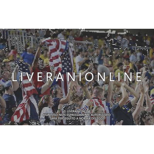 (140616) -- NATAL, June 16, 2014 () -- Fans of U.S. cheer for their team after a Group G match between Ghana and U.S. of 2014 FIFA World Cup at the Estadio das Dunas Stadium in Natal, Brazil, June 16, 2014. U.S. won 2-1 over Ghana on Monday. (/Lui Siu Wai)(rh) AG ALDO LIVERANI SAS ONLY ITALY