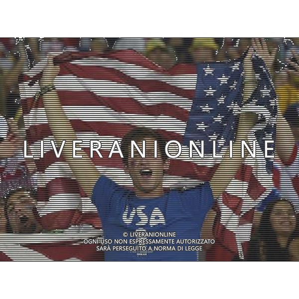 (140616) -- NATAL, June 16, 2014 () -- A fan of U.S. cheers for his team during a Group G match between Ghana and U.S. of 2014 FIFA World Cup at the Estadio das Dunas Stadium in Natal, Brazil, June 16, 2014. U.S. won 2-1 over Ghana on Monday. (/Lui Siu Wai)(rh) AG ALDO LIVERANI SAS ONLY ITALY
