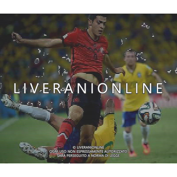 (140617) -- FORTALEZA, June 17, 2014 () -- Mexico\'s Raul Jimenez controls the ball during a Group A match between Brazil and Mexico of 2014 FIFA World Cup at the Estadio Castelao Stadium in Fortaleza, Brazil, June 17, 2014.The match concluded 0-0.(/Guo Yong)(rh) AG ALDO LIVERANI SAS ONLY ITALY
