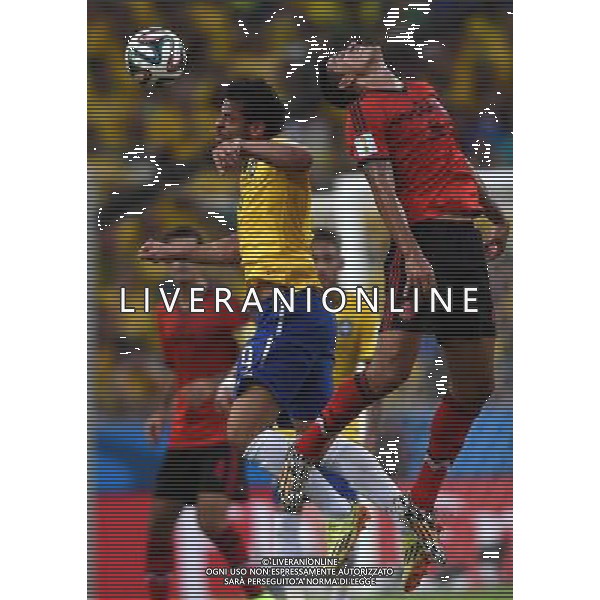 (140617) -- FORTALEZA, June 17, 2014 () -- Brazil\'s Fred (L) compettes a header during a Group A match between Brazil and Mexico of 2014 FIFA World Cup at the Estadio Castelao Stadium in Fortaleza, Brazil, June 17, 2014.(/Guo Yong)(rh) AG ALDO LIVERANI SAS ONLY ITALY