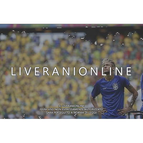(140617) -- FORTALEZA, June 17, 2014 () -- Brazil\'s Neymar reacts during a warm-up session prior to a Group A match between Brazil and Mexico of 2014 FIFA World Cup at the Estadio Castelao Stadium in Fortaleza, Brazil, June 17, 2014.(/Lui Siu Wai)(xzj) AG ALDO LIVERANI SAS ONLY ITALY