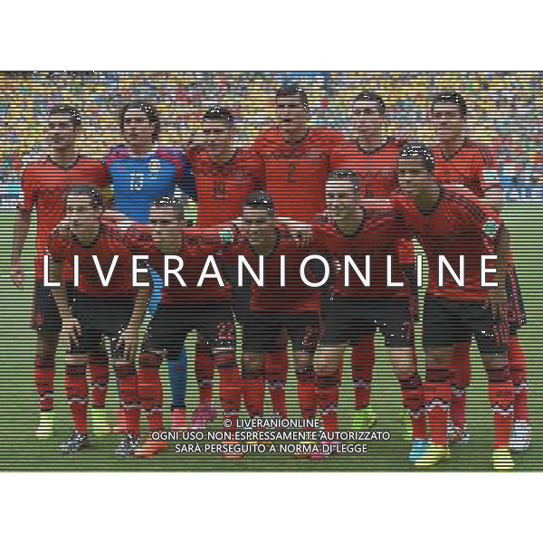 (140617) -- FORTALEZA, June 17, 2014 () -- Mexico\'s players pose for a group photo during a Group A match between Brazil and Mexico of 2014 FIFA World Cup at the Estadio Castelao Stadium in Fortaleza, Brazil, June 17, 2014.(/Guo Yong)(rh) AG ALDO LIVERANI SAS ONLY ITALY
