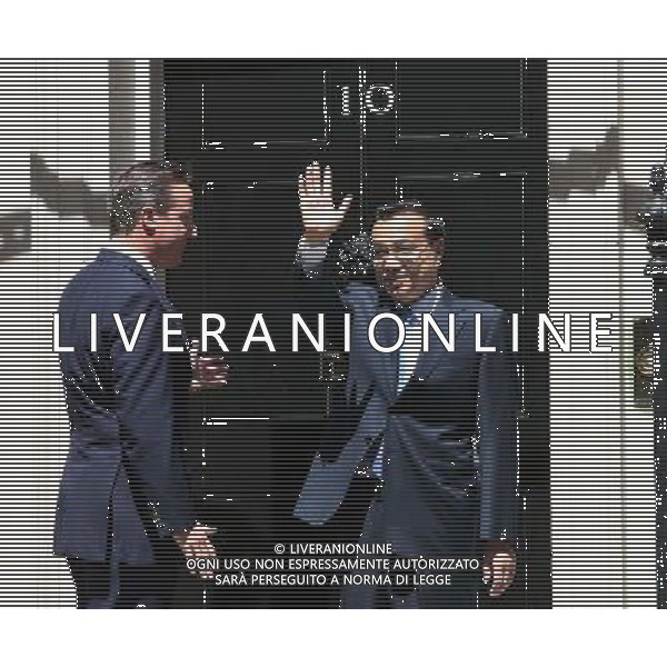 (140617) -- LONDON, June 17, 2014 () -- Chinese Premier Li Keqiang (R) holds an annual meeting with British Prime Minister David Cameron in London, Britain, June 17, 2014. (/Pang Xinglei) (wjq) AG ALDO LIVERANI SAS ONLY ITALY
