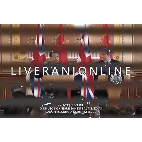 (140617) -- LONDON, June 17, 2014 () -- Chinese Premier Li Keqiang (L) and British Prime Minister David Cameron hold a joint press conference after their annual meeting in London, Britain, June 17, 2014. (/Pang Xinglei) (wjq) AG ALDO LIVERANI SAS ONLY ITALY