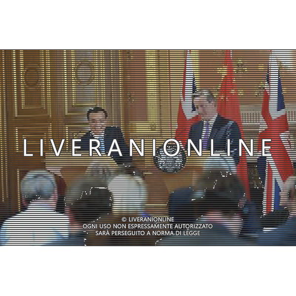(140617) -- LONDON, June 17, 2014 () -- Chinese Premier Li Keqiang (L) and British Prime Minister David Cameron hold a joint press conference after their annual meeting in London, Britain, June 17, 2014. (/Li Tao) (wjq) AG ALDO LIVERANI SAS ONLY ITALY