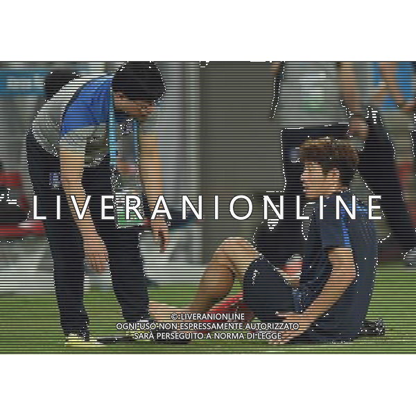 (140616) -- CUIABA, June 16, 2014 () -- Korea Republic\'s Ha Dae-Sung lies down on the field because of the pain on foot during a training session of 2014 FIFA World Cup at the Arena Pantanal Stadium in Cuiaba, Brazil, June 16, 2014. (/Liu Dawei)(rh) AG ALDO LIVERANI SAS ONLY ITALY