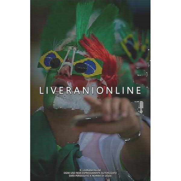 (140617) -- BELO HORIZONTE, June 17, 2014 () -- A fan of Algeria cheers prior to a Group H match between Belgium and Algeria of 2014 FIFA World Cup at the Estadio Mineirao Stadium in Belo Horizonte, Brazil, June 17, 2014.(/Liu Bin)(xzj) AG ALDO LIVERANI SAS ONLY ITALY