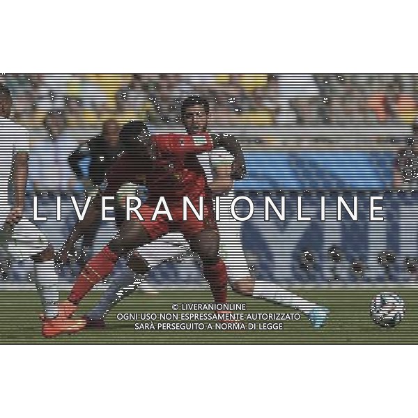 (140617) -- BELO HORIZONTE, June 17, 2014 () -- Belgium\'s Romelu Lukaku (L) vies with Algeria\'s Rafik Halliche (R) during a Group H match between Belgium and Algeria of 2014 FIFA World Cup at the Estadio Mineirao Stadium in Belo Horizonte, Brazil, June 17, 2014.(/Qi Heng)(rh) AG ALDO LIVERANI SAS ONLY ITALY