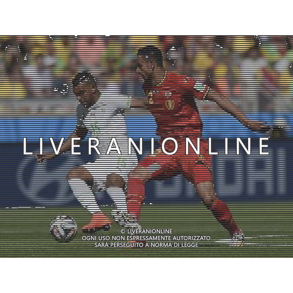 (140617) -- BELO HORIZONTE, June 17, 2014 () -- Belgium\'s Simon Mignolet (R) vies with Algeria\'s Hilal Soudani (L) during a Group H match between Belgium and Algeria of 2014 FIFA World Cup at the Estadio Mineirao Stadium in Belo Horizonte, Brazil, June 17, 2014.(/Qi Heng)(rh) AG ALDO LIVERANI SAS ONLY ITALY