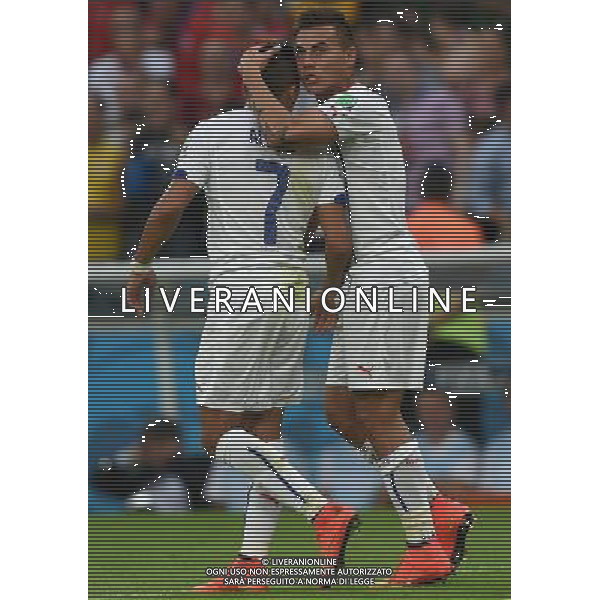 FIFA World Cup Brasile 2014 Gruppo B Rio de Janeiro - 18.06.2014 Spagna-Cile Nella Foto:vargas esulta con sanchez /Ph.Vitez-Ag. Aldo Liverani