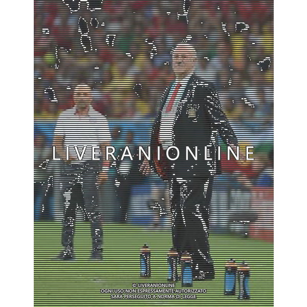 (140618) -- RIO DE JANEIRO, June 18, 2014 () -- Spain\'s coach Vicente del Bosque reacts during a Group B match between Spain and Chile of 2014 FIFA World Cup at the Estadio do Maracana Stadium in Rio de Janeiro, Brazil, June 18, 2014. Chile won 2-0 over Spain on Wednesday.(/Wang Yuguo)(pcy) ©PHOTOSHOT/Agenzia Aldo Liverani sas - ITALY ONLY - EDITORIAL USE ONLY - Spagna Vs Cile partita del Gruppo B Coppa del Mondo 2014 FIFA a Estadio do Stadio Maracana\' di Rio de Janeiro, in Brasile, 18 Giugno 2014 il Cile ha vinto per 2-0 contro la Spagna