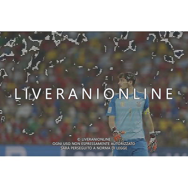 (140618) -- RIO DE JANEIRO, June 18, 2014 () -- Spain\'s goalkeeper Iker Casillas reacts during a Group B match between Spain and Chile of 2014 FIFA World Cup at the Estadio do Maracana Stadium in Rio de Janeiro, Brazil, June 18, 2014. Chile won 2-0 over Spain on Wednesday. (/Wang Lili)(rh) ©PHOTOSHOT/Agenzia Aldo Liverani sas - ITALY ONLY - EDITORIAL USE ONLY - Spagna Vs Cile partita del Gruppo B Coppa del Mondo 2014 FIFA a Estadio do Stadio Maracana\' di Rio de Janeiro, in Brasile, 18 Giugno 2014 il Cile ha vinto per 2-0 contro la Spagna