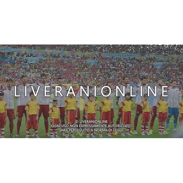 (140618) -- RIO DE JANEIRO, June 18, 2014 () -- Spain\'s national team players sing Spain\'s national anthem before Group B match between Spain and Chile of 2014 FIFA World Cup at the Estadio do Maracana Stadium in Rio de Janeiro, Brazil, June 18, 2014.(/Wang Yuguo)(pcy) ©PHOTOSHOT/Agenzia Aldo Liverani sas - ITALY ONLY - EDITORIAL USE ONLY - Spagna Vs Cile partita del Gruppo B Coppa del Mondo 2014 FIFA a Estadio do Stadio Maracana\' di Rio de Janeiro, in Brasile, 18 Giugno 2014 il Cile ha vinto per 2-0 contro la Spagna