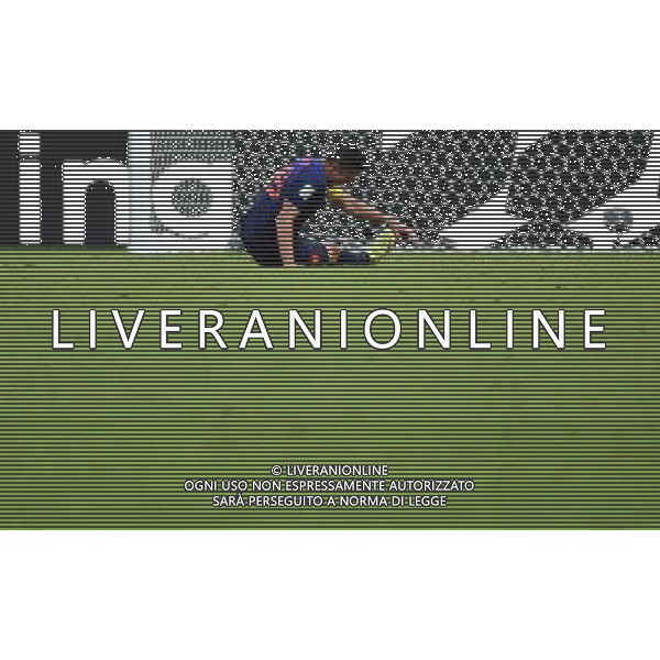 (140618) -- PORTO ALEGRE, June 18, 2014 () -- Netherlands\' Robin van Persie is seen on the field during a Group B match between Australia and Netherlands of 2014 FIFA World Cup at the Estadio Beira-Rio Stadium in Porto Alegre, Brazil, June 18, 2014. Netherlands won 3-2 over Australia on Wednesday. (/Li Ga)(pcy) ©PHOTOSHOT/Agenzia Aldo Liverani sas - ITALY ONLY - EDITORIAL USE ONLY - Australia v Olanda partita del Gruppo B Coppa del Mondo FIFA 2014 Estadio Beira -Rio Stadium di Porto Alegre, in Brasile, 18 Giugno 2014. Olanda ha vinto per 3-2 contro l\'Australia