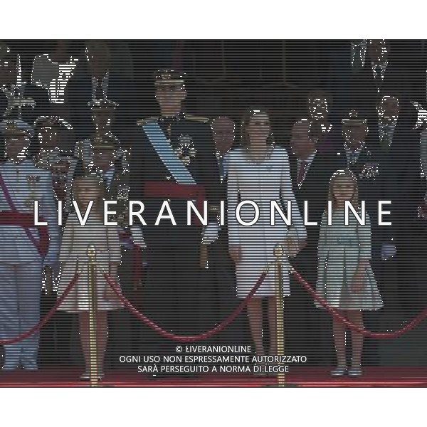 (140619) -- MADRID, June 19, 2014 () -- Spain\'s King Felipe VI (C), Spain\'s Queen Letizia (2nd R, front) and Spanish Crown Princess of Asturias Leonor (1st L, front) and Spanish Princess Sofia (1st R,front) attend a military review in Madrid, Spain, June 19, 2014. Felipe VI was crowned on Thursday at the lower house of parliament. (/Xie Haining) AG ALDO LIVERANI SAS ONLY ITALY