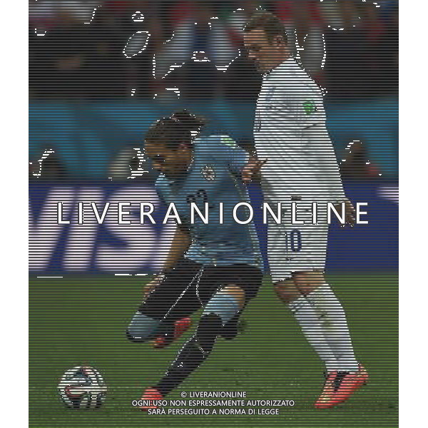 FIFA World Cup Brasile 2014 Gruppo D San Paolo - 19.06.2014 Uruguay-Inghilterra Nella Foto:caceres rooney /Ph.Vitez-Ag. Aldo Liverani