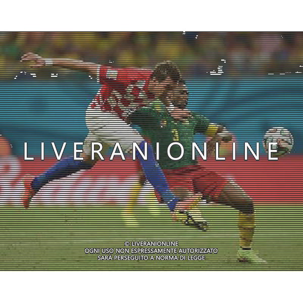 (140618) -- MANAUS, June 18, 2014 () -- Croatia\'s Mario Mandzukic shoots the goal during a Group A match between Cameroon and Croatia of 2014 FIFA World Cup at the Arena Amazonia Stadium in Manaus, Brazil, June 18, 2014.(/Liu Dawei)(rh) AG ALDO LIVERANI SAS ONLY ITALY