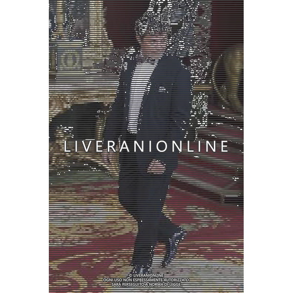 19.06.2014, Palacio Real, Madrid, ESP, Inthronisierung, Kˆnig Felipe VI, Empfang im Palast, im Bild Spanish singer Alejandro Sanz // during the Enthronement ceremonies of King Felipe VI at the Palacio Real in Madrid, Spain on 2014/06/19. EXPA Pictures © 2014, PhotoCredit: EXPA/ Alterphotos/ Acero *****ATTENTION - OUT of ESP, SUI***** ©photoshot/Agenzia Aldo Liverani sas - ITALY ONLY - EDITORIAL USE ONLY