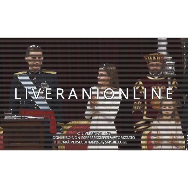 19.06.2014, Congreso de los Diputados, Madrid, ESP, Inthronisierung, Kˆnig Felipe VI, im spanischen Abgeordnetenhaus, im Bild King Felipe VI of Spain and Queen Letizia of Spain at Congreso de los Diputados with their children Princess Leonor // during the Enthronement ceremonies of King Felipe VI at the Congreso de los Diputados in Madrid, Spain on 2014/06/19. EXPA Pictures © 2014, PhotoCredit: EXPA/ Alterphotos/ EFE/Pool *****ATTENTION - OUT of ESP, SUI***** ©photoshot/Agenzia Aldo Liverani sas - ITALY ONLY - EDITORIAL USE ONLY