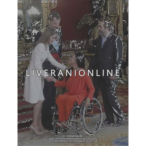 19.06.2014, Palacio Real, Madrid, ESP, Inthronisierung, Kˆnig Felipe VI, Empfang im Palast, im Bild King Felipe VI of Spain and Queen Letizia of Spain with the spanish paralympic swimmer Maria Teresa Perales // during the Enthronement ceremonies of King Felipe VI at the Palacio Real in Madrid, Spain on 2014/06/19. EXPA Pictures © 2014, PhotoCredit: EXPA/ Alterphotos/ Acero *****ATTENTION - OUT of ESP, SUI***** ©photoshot/Agenzia Aldo Liverani sas - ITALY ONLY - EDITORIAL USE ONLY