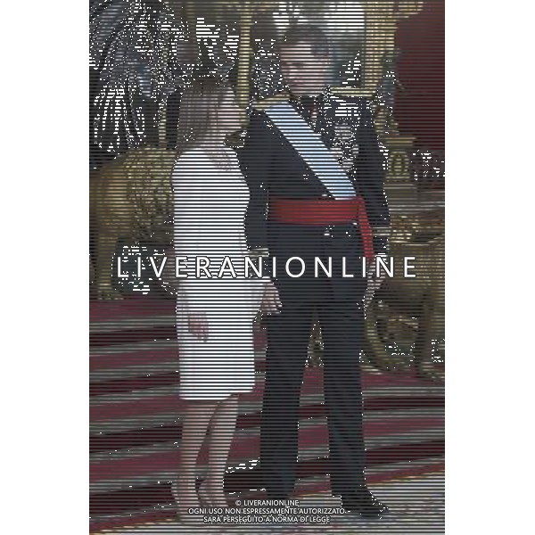 19.06.2014, Palacio Real, Madrid, ESP, Inthronisierung, Kˆnig Felipe VI, Empfang im Palast, im Bild King Felipe VI of Spain and Queen Letizia of Spain // during the Enthronement ceremonies of King Felipe VI at the Palacio Real in Madrid, Spain on 2014/06/19. EXPA Pictures © 2014, PhotoCredit: EXPA/ Alterphotos/ Acero *****ATTENTION - OUT of ESP, SUI***** ©photoshot/Agenzia Aldo Liverani sas - ITALY ONLY - EDITORIAL USE ONLY