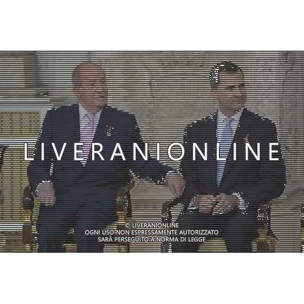 18.06.2014, Royal Palace, Madrid, ESP, Abdankung KË†nig Juan Carlos, Unterzeihnung der Abdankungspapiere, im Bild King Juan Carlos of Spain and Prince Felipe de Borbon // during the official abdication ceremony at the Royal Palace in Madrid, Spain on 2014/06/18. EXPA Pictures Â© 2014, PhotoCredit: EXPA/ Alterphotos/ Pool *****ATTENTION - OUT of ESP, SUI***** Â©photoshot/Agenzia Aldo Liverani sas - ITALY ONLY - EDITORIAL USE ONLY