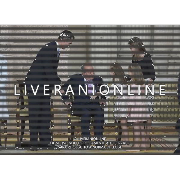 18.06.2014, Royal Palace, Madrid, ESP, Abdankung KË†nig Juan Carlos, Unterzeihnung der Abdankungspapiere, im Bild (L-R) Prince Felipe of Spain, King Juan Carlos of Spain, Princess Leonor of Spain, Princess Sofia of Spain and Princess Letizia of Spain // during the official abdication ceremony at the Royal Palace in Madrid, Spain on 2014/06/18. EXPA Pictures Â© 2014, PhotoCredit: EXPA/ Alterphotos/ Acero *****ATTENTION - OUT of ESP, SUI***** Â©photoshot/Agenzia Aldo Liverani sas - ITALY ONLY - EDITORIAL USE ONLY