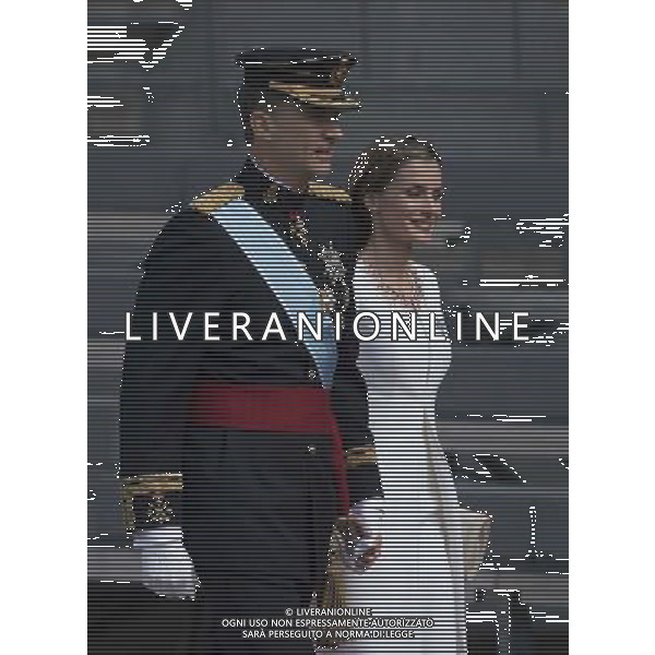 (140619) -- MADRID, June 19, 2014 () -- Spain\'s King Felipe VI (L) and Queen Letizia attend a military review prior to the new king\'s succession ceremony in Madrid, Spain, June 19, 2014. Felipe VI was crowned on Thursday at the lower house of parliament. (/Xie Haining) (srb) Â©photoshot/Agenzia Aldo Liverani sas - ITALY ONLY - EDITORIAL USE ONLY