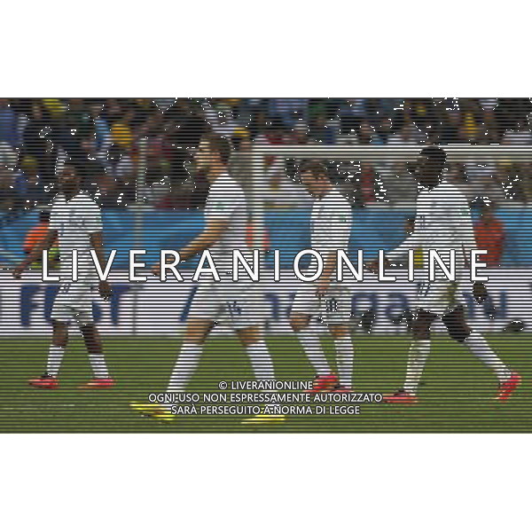 (140619) -- SAO PAULO, June 19, 2014 () -- England\'s Daniel Sturridge, Jordan Henderson, Wayne Rooney and Danny Welbeck (from L to R) leave the field at the end of the first half during a Group D match between Uruguay and England of 2014 FIFA World Cup at the Arena de Sao Paulo Stadium in Sao Paulo, Brazil, June 19, 2014.(/Zhou Lei)(pcy) 2014 FIFA World Cup Brazil Group D match between Uruguay and England at Arena de Sao Paulo on June 19, 2014 in Sao Paulo, Brazil. ©photoshot/Agenzia Aldo Liverani sas - ITALY ONLY - EDITORIAL USE ONLY