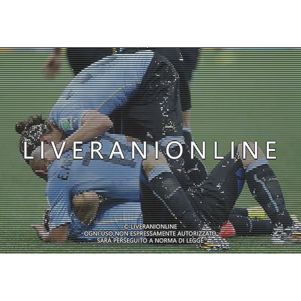 (140619) -- SAO PAULO, June 19, 2014 () -- Uruguay\'s Luis Suarez (down) celebrates for his goal with his teammates during a Group D match between Uruguay and England of 2014 FIFA World Cup at the Arena de Sao Paulo Stadium in Sao Paulo, Brazil, June 19, 2014.(/Zhou Lei)(pcy) 2014 FIFA World Cup Brazil Group D match between Uruguay and England at Arena de Sao Paulo on June 19, 2014 in Sao Paulo, Brazil. ©photoshot/Agenzia Aldo Liverani sas - ITALY ONLY - EDITORIAL USE ONLY
