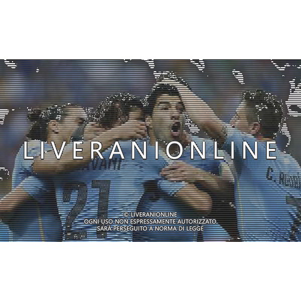 (140619) -- SAO PAULO, June 19, 2014 () -- Uruguay\'s Luis Suarez (2nd R) celebrates for his goal with his teammate during a Group D match between Uruguay and England of 2014 FIFA World Cup at the Arena de Sao Paulo Stadium in Sao Paulo, Brazil, June 19, 2014.(/Zhou Lei)(pcy) 2014 FIFA World Cup Brazil Group D match between Uruguay and England at Arena de Sao Paulo on June 19, 2014 in Sao Paulo, Brazil. ©photoshot/Agenzia Aldo Liverani sas - ITALY ONLY - EDITORIAL USE ONLY