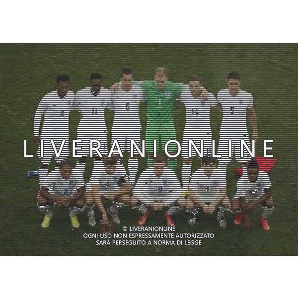 (140619) -- SAO PAULO, June 19, 2014 () -- England\'s national team players pose for a group photo before a Group D match between Uruguay and England of 2014 FIFA World Cup at the Arena de Sao Paulo Stadium in Sao Paulo, Brazil, June 19, 2014.(/Liao Yujie)(pcy) 2014 FIFA World Cup Brazil Group D match between Uruguay and England at Arena de Sao Paulo on June 19, 2014 in Sao Paulo, Brazil. ©photoshot/Agenzia Aldo Liverani sas - ITALY ONLY - EDITORIAL USE ONLY