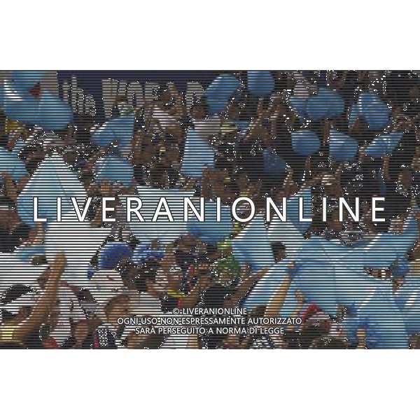 (140619) -- NATAL, June 19, 2014 () -- Japan\'s fans cheer prior to a Group C match between Japan and Greece of 2014 FIFA World Cup at the Estadio das Dunas Stadium in Natal, Brazil, June 19, 2014. (/Lui Siu Wai)(xzj) ©photoshot/Agenzia Aldo Liverani sas - ITALY ONLY - EDITORIAL USE ONLY