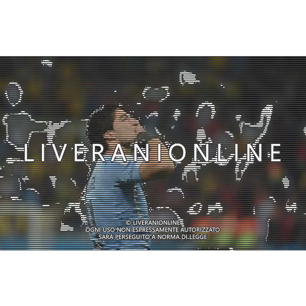 (140619) -- SAO PAULO, June 19, 2014 () -- Uruguay\'s Luis Suarez applauds the audience after a Group D match between Uruguay and England of 2014 FIFA World Cup at the Arena de Sao Paulo Stadium in Sao Paulo, Brazil, June 19, 2014.Uruguay won 2-1 over England on Thursday.(/Li Ga)(pcy) ©photoshot/Agenzia Aldo Liverani sas - ITALY ONLY - EDITORIAL USE ONLY