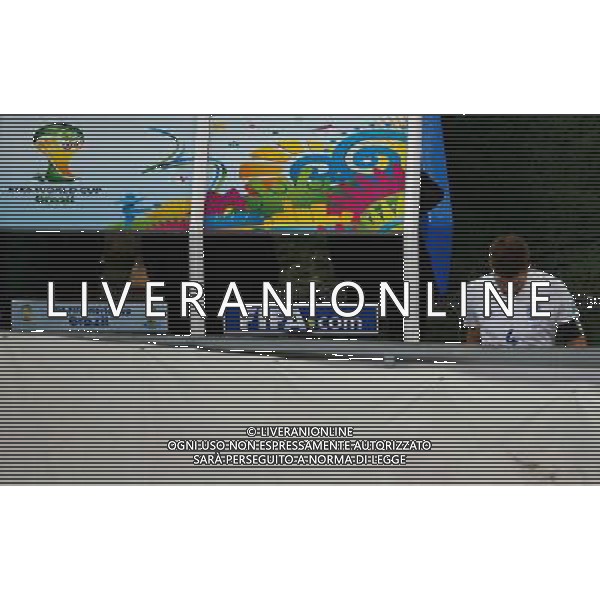 (140619) -- SAO PAULO, June 19, 2014 () -- England\'s Steven Gerrard reacts after a Group D match between Uruguay and England of 2014 FIFA World Cup at the Arena de Sao Paulo Stadium in Sao Paulo, Brazil, June 19, 2014.Uruguay won 2-1 over England on Thursday.(/Liao Yujie)(pcy) ©photoshot/Agenzia Aldo Liverani sas - ITALY ONLY - EDITORIAL USE ONLY