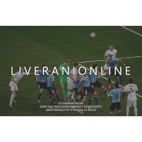(140619) -- SAO PAULO, June 19, 2014 () -- Players compete for a header during a Group D match between Uruguay and England of 2014 FIFA World Cup at the Arena de Sao Paulo Stadium in Sao Paulo, Brazil, June 19, 2014.Uruguay won 2-1 over England on Thursday.(/Liao Yujie)(pcy) ©photoshot/Agenzia Aldo Liverani sas - ITALY ONLY - EDITORIAL USE ONLY
