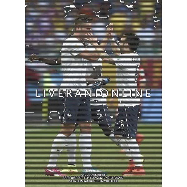 (140620) -- SALVADOR, June 20, 2014 () -- France\'s players celebrate the goal during a Group E match between Switzerland and France of 2014 FIFA World Cup at the Arena Fonte Nova Stadium in Salvador, Brazil, on June 20, 2014.(/Yang Lei)(rh) AG ALDO LIVERANI SAS ONLY ITALY