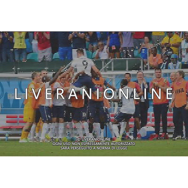 Joie France - Olivier GIROUD - 20.06.2014 - Suisse / France - Coupe du Monde 2014 - Photo : Dave Winter / Icon Sport /AGENZIA ALDO LIVERANI SAS - ITALY ONLY - Svizzera Vs Francia partita del Gruppo E Coppa del Mondo FIFA 2014 presso l\'Arena Stadio Fonte Nova di Salvador, in Brasile, il 20 giugno 2014