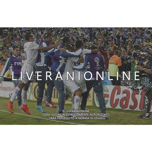 (140620) -- CURITIBA, June 20, 2014 () -- Players of Honduras celebrate scoring during a Group E match between Honduras and Ecuador of 2014 FIFA World Cup at the Arena da Baixada Stadium in Curitiba, Brazil, June 20, 2014. (/Zhou Lei)(zc) °° AG ALDO LIVERANI SAS ONLY ITALY
