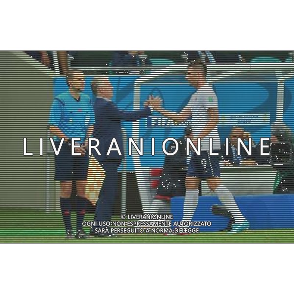 Didier DESCHAMPS / Olivier GIROUD - 20.06.2014 - Suisse / France - Coupe du Monde 2014 -Salvador Photo : Dave Winter / Icon Sport