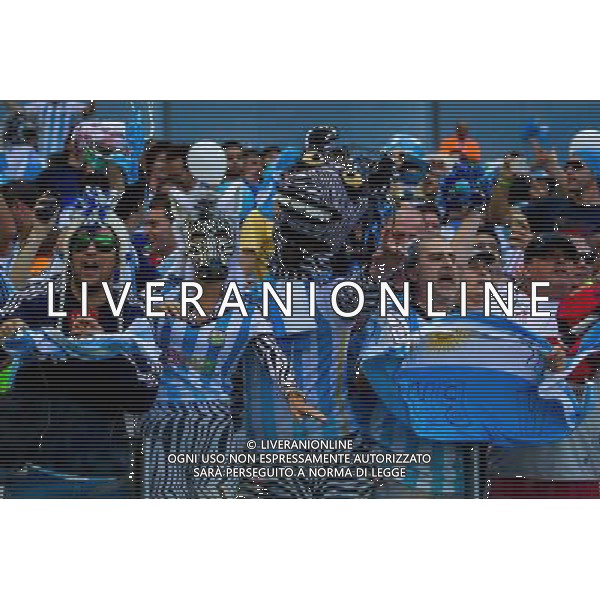 (140621) -- BELO HORIZONTE, June 21, 2014 () -- Fans of Argentina cheer for the team ahead of a Group F match between Argentina and Iran of 2014 FIFA World Cup at the Estadio Mineirao Stadium in Belo Horizonte, Brazil, June 21, 2014. (/Liu Bin)(zc) (SP)BRAZIL-BELO HORIZONTE-WORLD CUP 2014-GROUP F-ARGENTINA VS IRAN-FANS PUBLICATIONxNOTxINxCHN Belo Horizons June 21 2014 supporters of Argentina Cheer for The team Ahead of A Group F Match between Argentina and Iran of 2014 FIFA World Cup AT The Estadio Mineirao Stage in Belo Horizons Brazil June 21 2014 Liu am ZC SP Brazil Belo Horizons World Cup 2014 Group F Argentina vs Iran supporters PUBLICATIONxNOTxINxCHN ©PHOTOSHOT/AGENZIA ALDO LIVERANI SAS - ITALY ONLY - EDITORIAL USE ONLY - ARGENTINA Vs IRAN partita del gruppo di F Coppa del mondo FIFA 2014 Mineirao stadio Estadio a Belo Horizonte, in Brasile, 21 giugno 2014