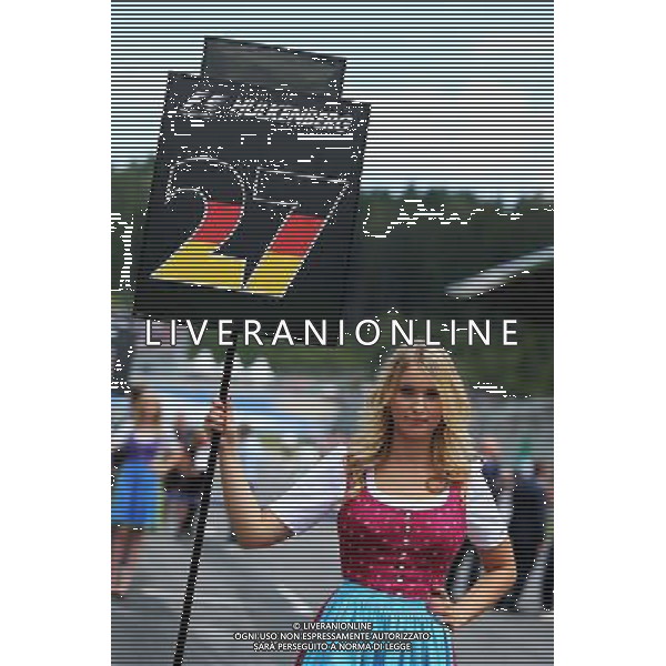 Grid girl. 22.06.2014. Formula 1 World Championship, Rd 8, Austrian Grand Prix, Spielberg, Austria, Race Day. - www.xpbimages.com, EMail: requests@xpbimages.com - copy of publication required for printed pictures. Every used picture is fee-liable. © Copyright: Moy / XPB Images AG ALDO LIVERANI SAS ONLY ITALY