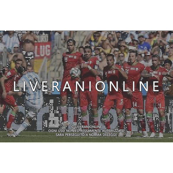 (140621) -- BELO HORIZONTE, June 21, 2014 () -- Players of Iran block a free kick from Lionel Messi of Argentina during a Group F match between Argentina and Iran of 2014 FIFA World Cup at the Estadio Mineirao Stadium in Belo Horizonte, Brazil, June 21, 2014. Iran lost 0-1. (/Qi Heng)(wll) ©PHOTOSHOT/AGENZIA ALDO LIVERANI SAS - ITALY ONLY - EDITORIAL USE ONLY - ARGENTINA Vs IRAN partita del gruppo di F Coppa del mondo FIFA 2014 Mineirao stadio Estadio a Belo Horizonte, in Brasile, 21 giugno 2014