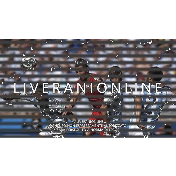 (140621) -- BELO HORIZONTE, June 21, 2014 () -- Marcos Rojo(1st L) and Javier Mascherano(2nd R) of Argentina vie for the ball with Reza Ghoochannejad (2nd L) of Iran during a Group F match between Argentina and Iran of 2014 FIFA World Cup at the Estadio Mineirao Stadium in Belo Horizonte, Brazil, June 21, 2014. (/Qi Heng)(wll) (SP)BRAZIL-BELO HORIZONTE-WORLD CUP 2014-GROUP F-ARGENTINA VS IRAN PUBLICATIONxNOTxINxCHN Belo Horizons June 21 2014 Marcos Rojo 1st l and Javier Mascherano 2nd r of Argentina vie for The Ball with Reza 2nd l of Iran during A Group F Match between Argentina and Iran of 2014 FIFA World Cup AT The Estadio Mineirao Stage in Belo Horizons Brazil June 21 2014 Qi Heng SP Brazil Belo Horizons World Cup 2014 Group F Argentina vs Iran PUBLICATIONxNOTxINxCHN ©PHOTOSHOT/AGENZIA ALDO LIVERANI SAS - ITALY ONLY - EDITORIAL USE ONLY - ARGENTINA Vs IRAN partita del gruppo di F Coppa del mondo FIFA 2014 Mineirao stadio Estadio a Belo Horizonte, in Brasile, 21 giugno 2014
