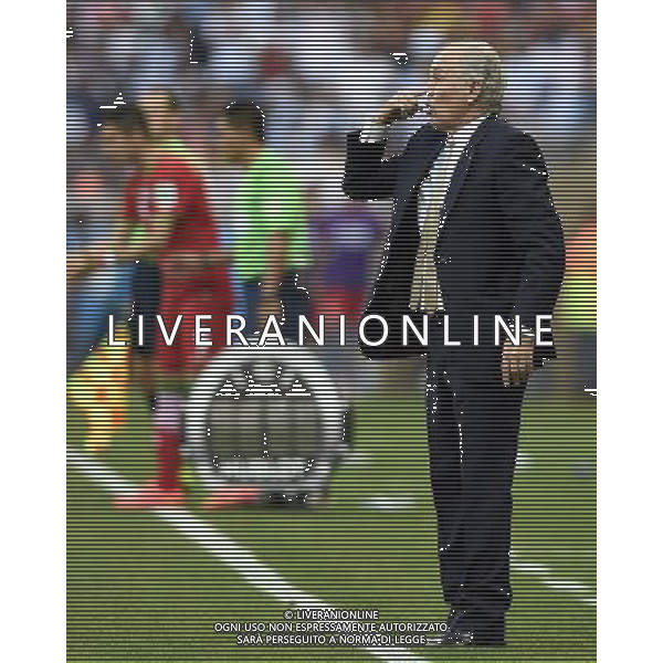 (140621) -- BELO HORIZONTE, June 21, 2014 () -- Alejandro Sabella, head coach of Argentina gives instructions during a Group F match between Argentina and Iran of 2014 FIFA World Cup at the Estadio Mineirao Stadium in Belo Horizonte, Brazil, June 21, 2014. Argentina won 1-0. (/Qi Heng)(wll) ©PHOTOSHOT/AGENZIA ALDO LIVERANI SAS - ITALY ONLY - EDITORIAL USE ONLY - ARGENTINA Vs IRAN partita del gruppo di F Coppa del mondo FIFA 2014 Mineirao stadio Estadio a Belo Horizonte, in Brasile, 21 giugno 2014
