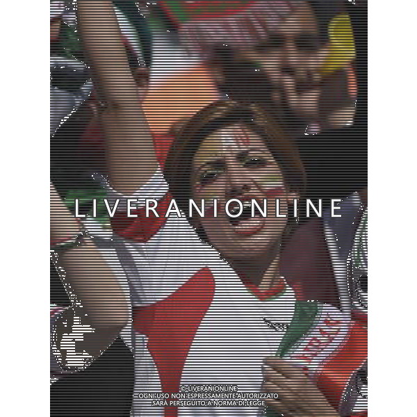 (140621) -- BELO HORIZONTE, June 21, 2014 () -- A fan of Iran cheers ahead of a Group F match between Argentina and Iran of 2014 FIFA World Cup at the Estadio Mineirao Stadium in Belo Horizonte, Brazil, June 21, 2014. (/Qi Heng)(wll) (SP)BRAZIL-BELO HORIZONTE-WORLD CUP 2014-GROUP F-ARGENTINA VS IRAN-FANS PUBLICATIONxNOTxINxCHN Belo Horizons June 21 2014 A supporter of Iran Cheers Ahead of A Group F Match between Argentina and Iran of 2014 FIFA World Cup AT The Estadio Mineirao Stage in Belo Horizons Brazil June 21 2014 Qi Heng SP Brazil Belo Horizons World Cup 2014 Group F Argentina vs Iran supporters PUBLICATIONxNOTxINxCHN ©PHOTOSHOT/AGENZIA ALDO LIVERANI SAS - ITALY ONLY - EDITORIAL USE ONLY - ARGENTINA Vs IRAN partita del gruppo di F Coppa del mondo FIFA 2014 Mineirao stadio Estadio a Belo Horizonte, in Brasile, 21 giugno 2014