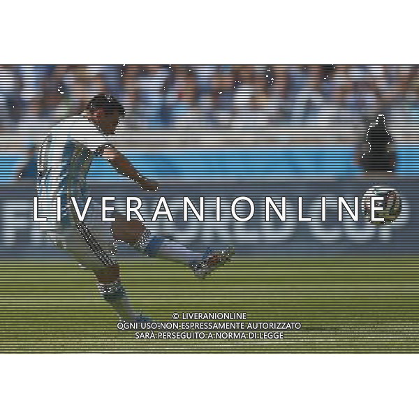 (140621) -- BELO HORIZONTE, June 21, 2014 () -- Lionel Messi of Argentina shoots during a Group F match between Argentina and Iran of 2014 FIFA World Cup at the Estadio Mineirao Stadium in Belo Horizonte, Brazil, June 21, 2014. (/Liu Bin)(zc) (SP)BRAZIL-BELO HORIZONTE-WORLD CUP 2014-GROUP F-ARGENTINA VS IRAN PUBLICATIONxNOTxINxCHN Belo Horizons June 21 2014 Lionel Messi of Argentina shoots during A Group F Match between Argentina and Iran of 2014 FIFA World Cup AT The Estadio Mineirao Stage in Belo Horizons Brazil June 21 2014 Liu am ZC SP Brazil Belo Horizons World Cup 2014 Group F Argentina vs Iran PUBLICATIONxNOTxINxCHN ©PHOTOSHOT/AGENZIA ALDO LIVERANI SAS - ITALY ONLY - EDITORIAL USE ONLY - ARGENTINA Vs IRAN partita del gruppo di F Coppa del mondo FIFA 2014 Mineirao stadio Estadio a Belo Horizonte, in Brasile, 21 giugno 2014