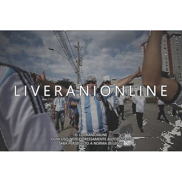 (140621) -- BELO HORIZONTE, June 21, 2014 () -- Argentina\'s fans arrive at the Estadio Minerao Stadium to watch a Group F match between Argentina and Iran of 2014 FIFA World Cup, Belo Horizonte, in Brazil, June 21, 2014. (/Mauricio Valenzuela) (mv) ©photoshot/AGENZIA ALDO LIVERANI SAS - ITALY ONLY - ARGENTINA Vs IRAN partita del gruppo di F Coppa del mondo FIFA 2014 Mineirao stadio Estadio a Belo Horizonte, in Brasile, 21 giugno 2014