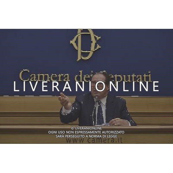 Giancarlo Galan l\'ex governatore del Veneto ha convocato una conferenza stampa alla Camera dei Deputati a Montecitorio per rispondere alle accuse mossegli nello scandalo degli appalti nell \'inchiesta Mose - Roma 23 giugno 2014 ©Corradetti/Agenzia Aldo Liverani sas