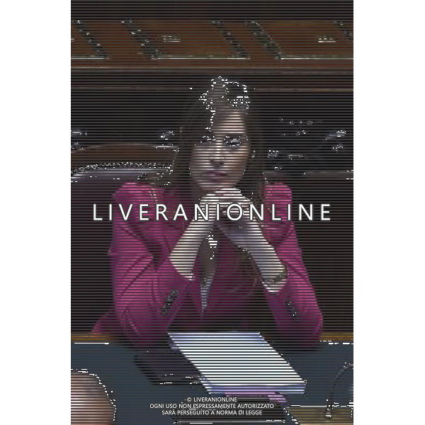 Roma - 24/06/2014 - Montecitorio - Comunicazioni del Presidente del Consiglio dei ministri in vista del Consiglio europeo del 26 e 27 giugno e sulle linee programmatiche del semestre di presidenza italiana del Consiglio dell\'Unione europea - nella foto: Maria Elena Boschi / Ph. Fabrizio Corradetti - Ag. Aldo Liverani sas